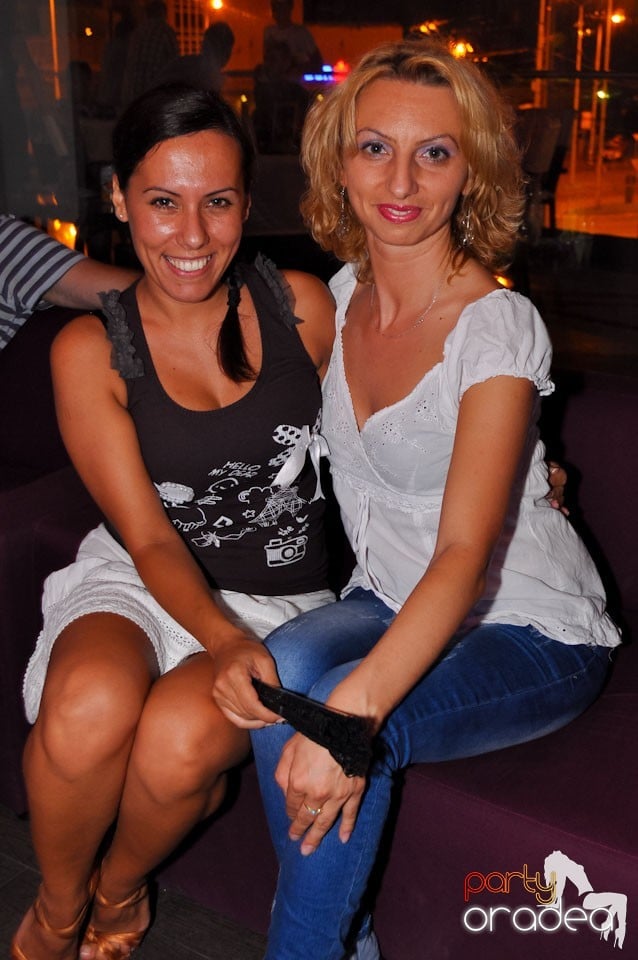 Blondy's - Seară de dans, 