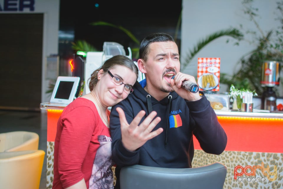 Karaoke Night, 