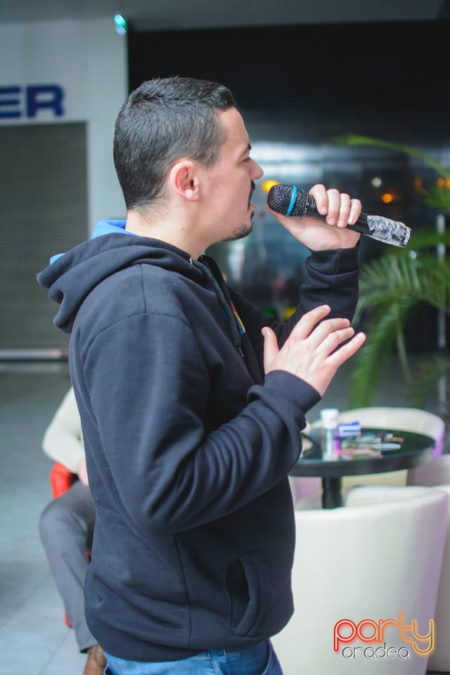 Karaoke Night, 