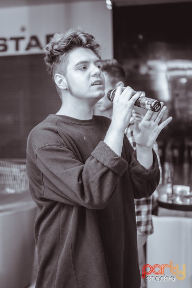 Karaoke Night, 