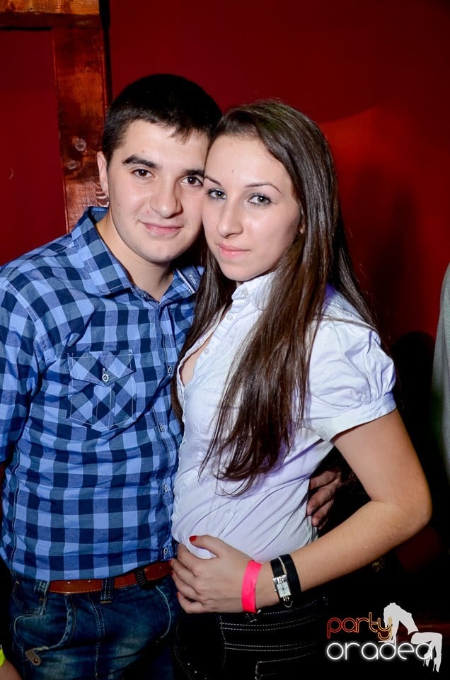 Bomba Party în Disco Faház, 