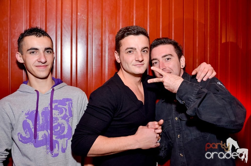 Bomba Party în Disco Faház, 