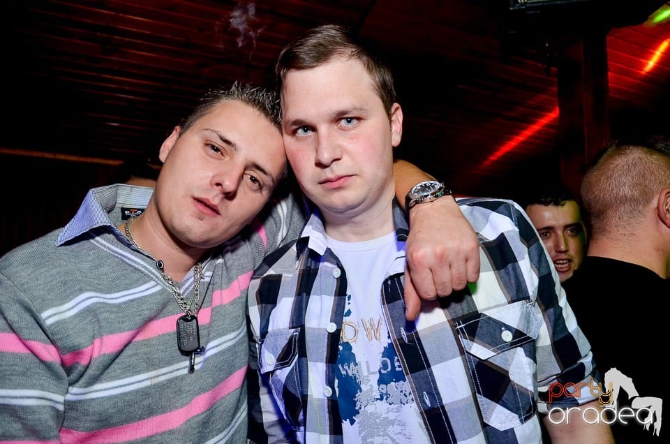 Bomba Party în Disco Faház, 