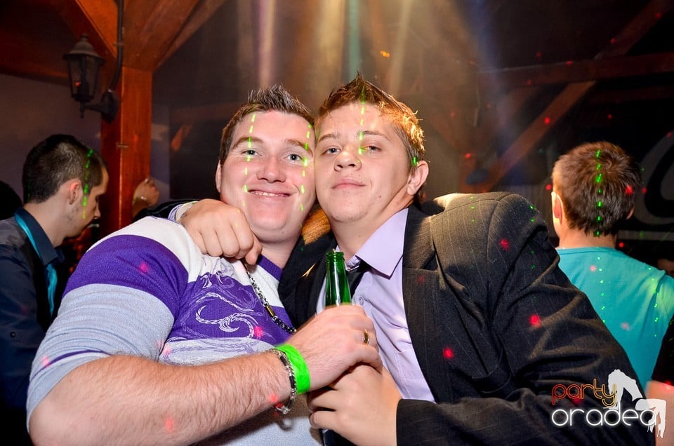 Bomba Party în Disco Faház, 