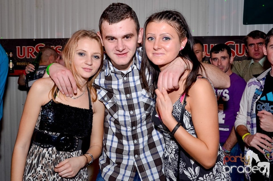 Bomba Party în Disco Faház, 