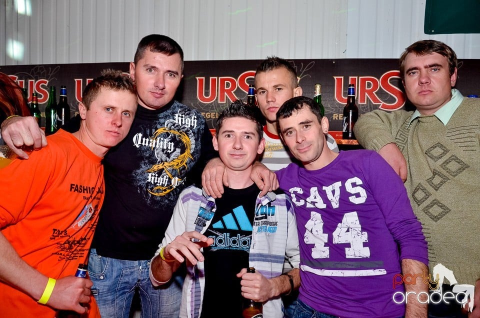 Bomba Party în Disco Faház, 