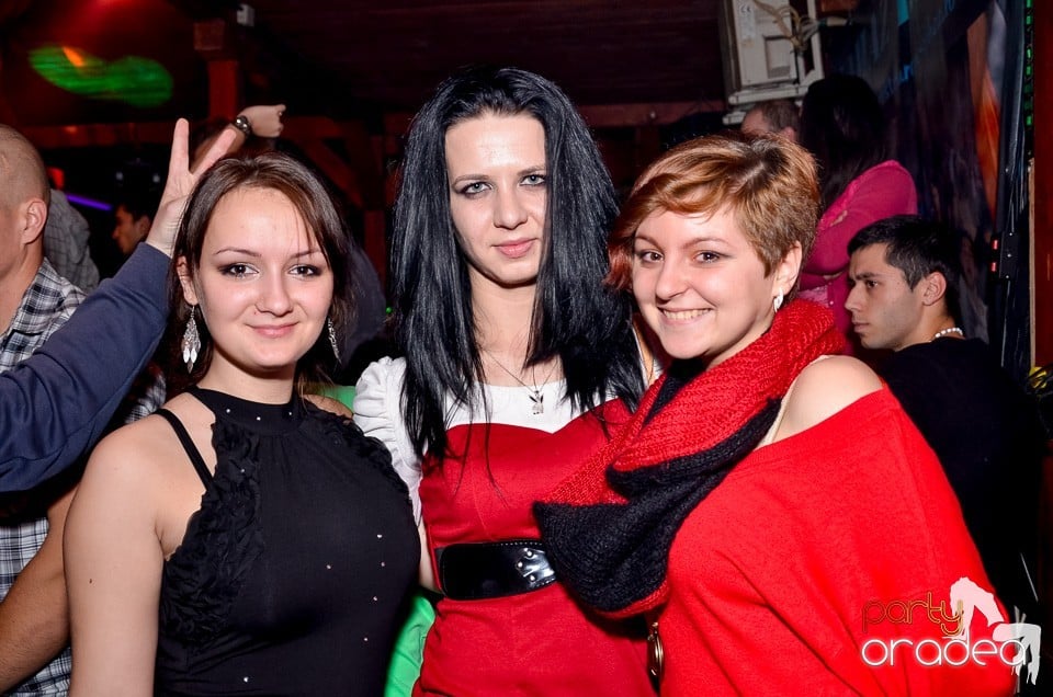 Bomba Party în Disco Faház, 