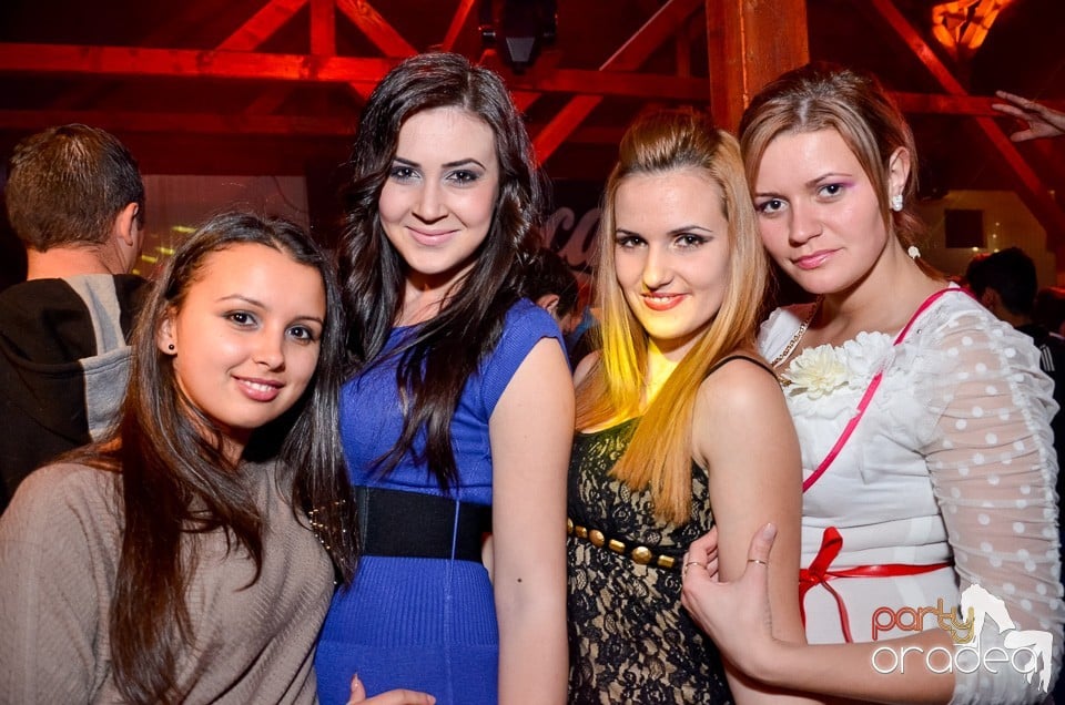 Bomba Party în Disco Faház, 