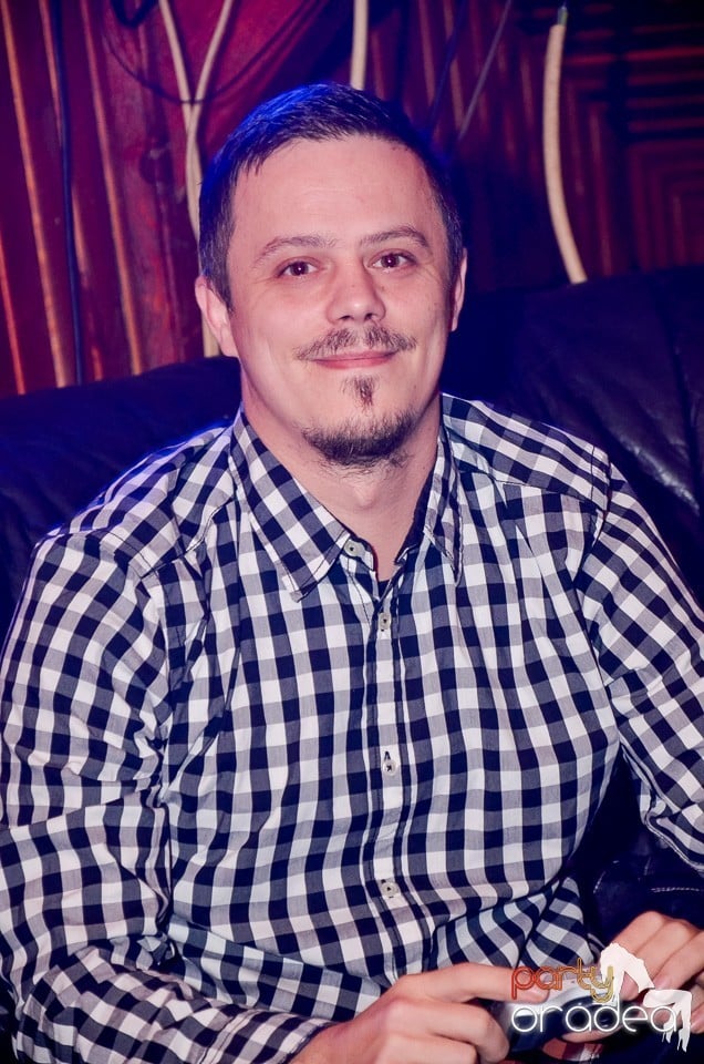 Bomba Party în Disco Faház, 