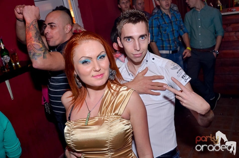 Bomba Party în Disco Faház, 