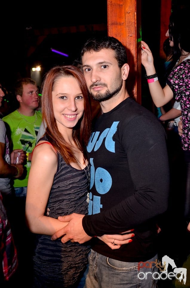 Bomba Party în Disco Faház, 