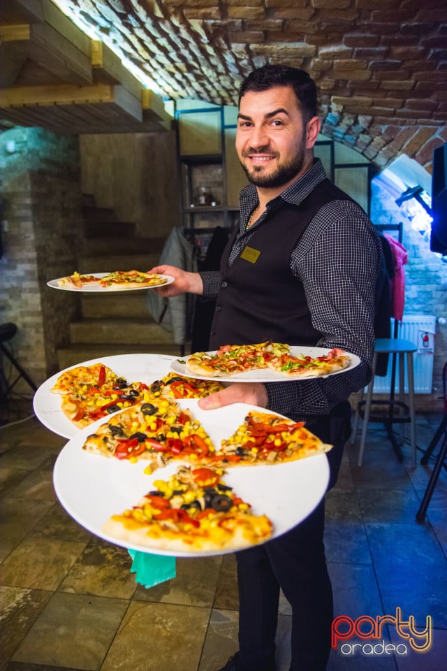 Vineri seara în Restaurant Borsalino, Borsalino