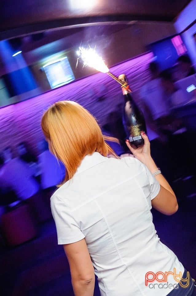 Bottega Night, Downtown Paparazzi