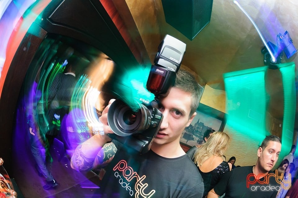 Bottega Night, Downtown Paparazzi