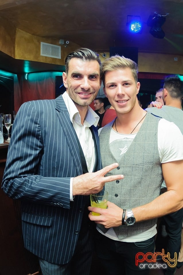 Bottega Night, Downtown Paparazzi