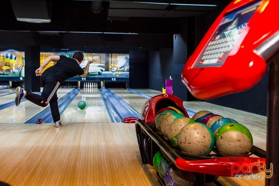 Bowling Tournament, Billy Art Club