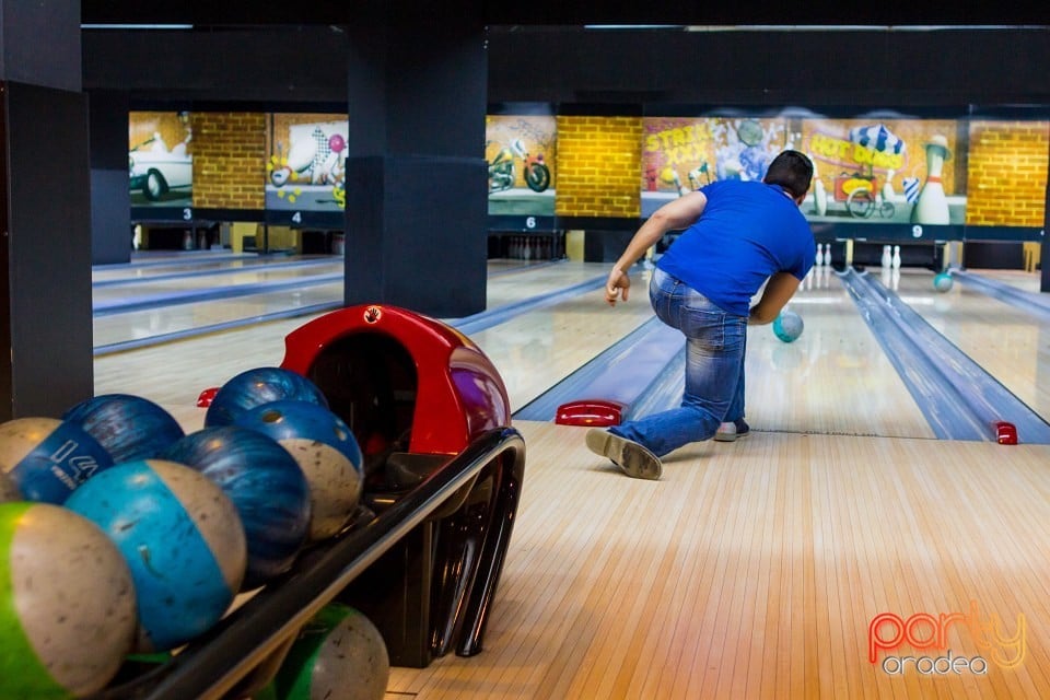 Bowling Tournament, Billy Art Club