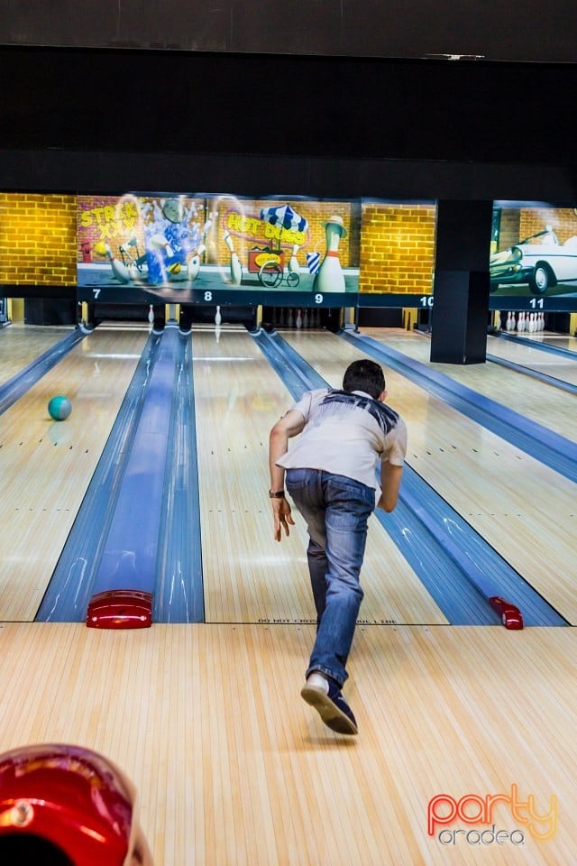 Bowling Tournament, Billy Art Club