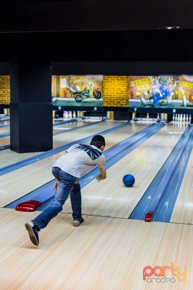 Bowling Tournament, Billy Art Club