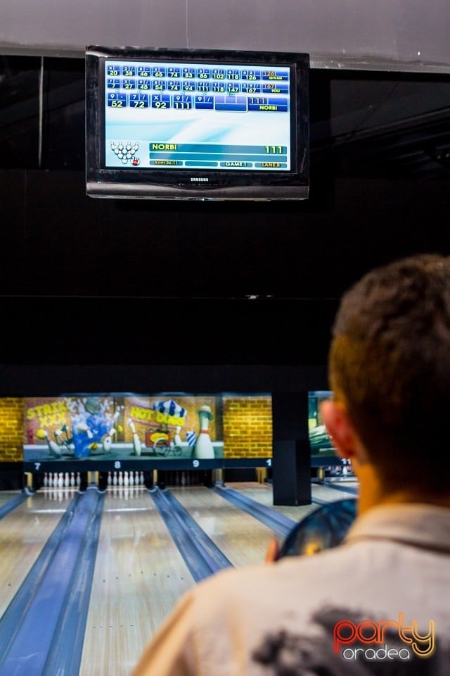 Bowling Tournament, Billy Art Club