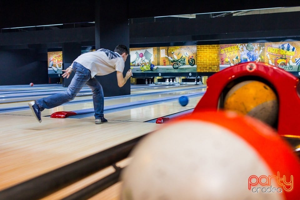 Bowling Tournament, Billy Art Club