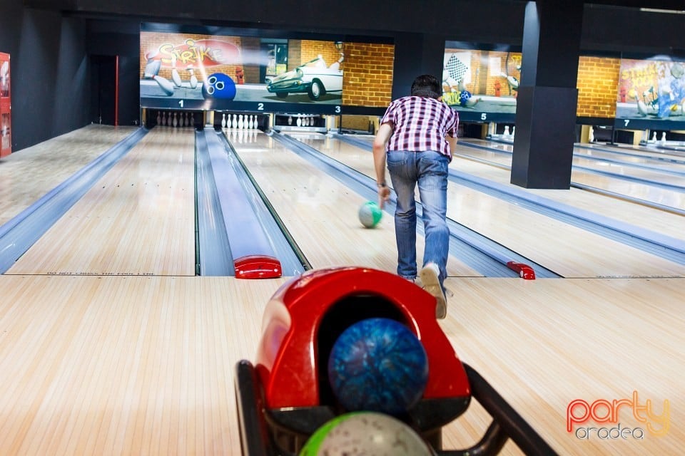 Bowling Tournament, Billy Art Club