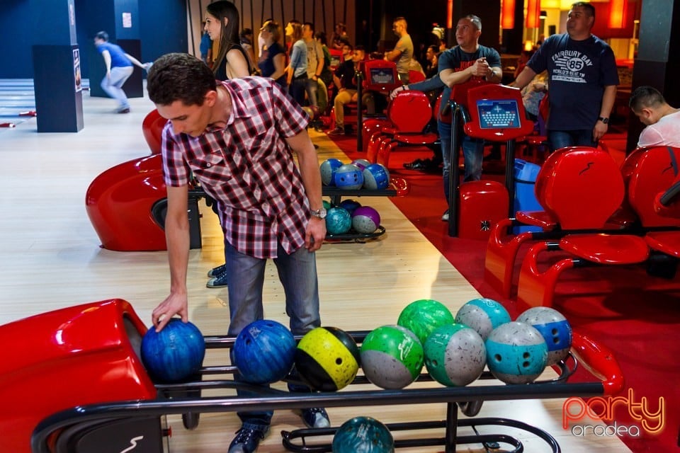 Bowling Tournament, Billy Art Club