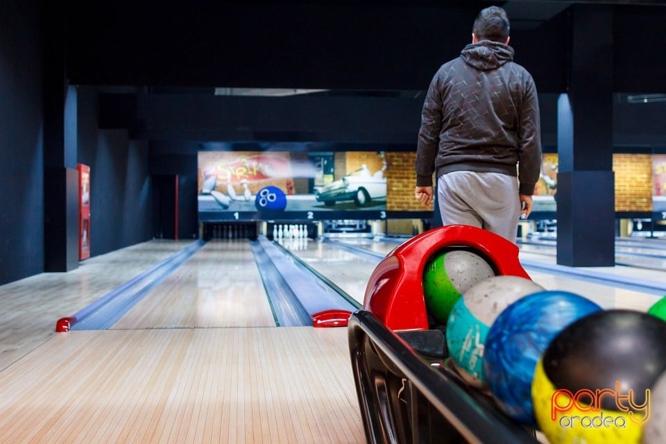 Bowling Tournament, Billy Art Club