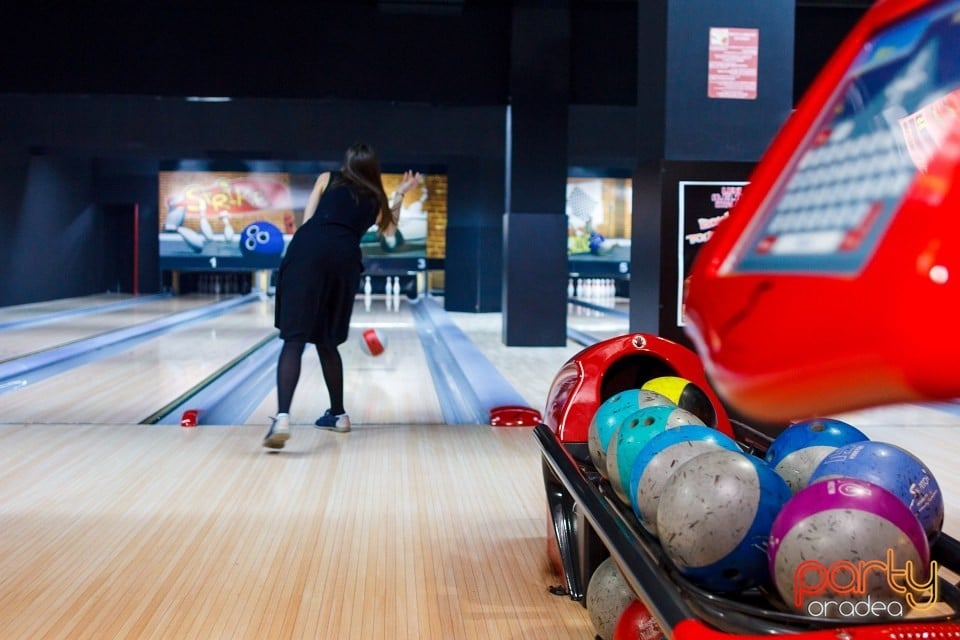 Bowling Tournament, Billy Art Club