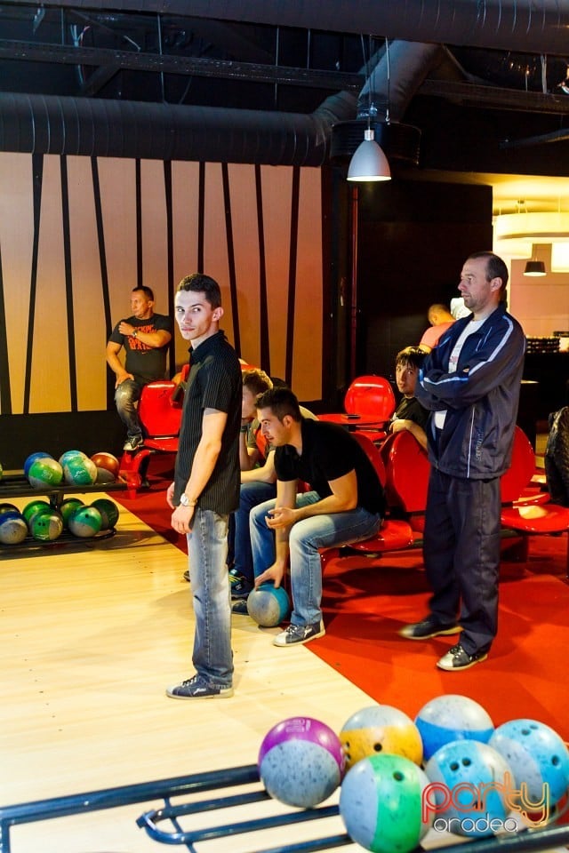 Bowling Tournament, Billy Art Club