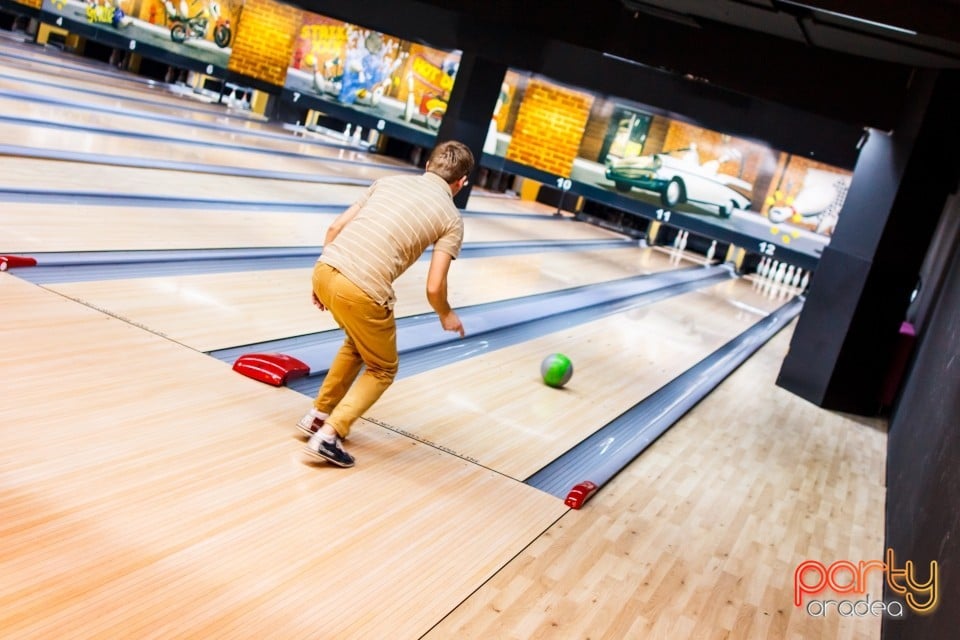 Bowling Tournament, Billy Art Club