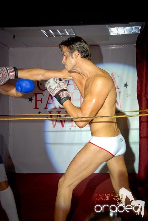 Boxing Show cu Cătălin Botezatu, Lotus Center