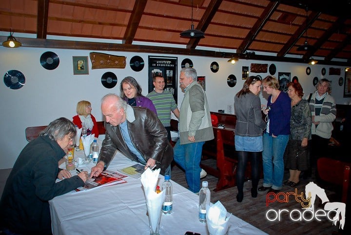 Bródy János în Queen's - întâlnire cu publicul, Queen's Music Pub