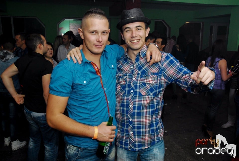 Buborek Party, Royal Party House