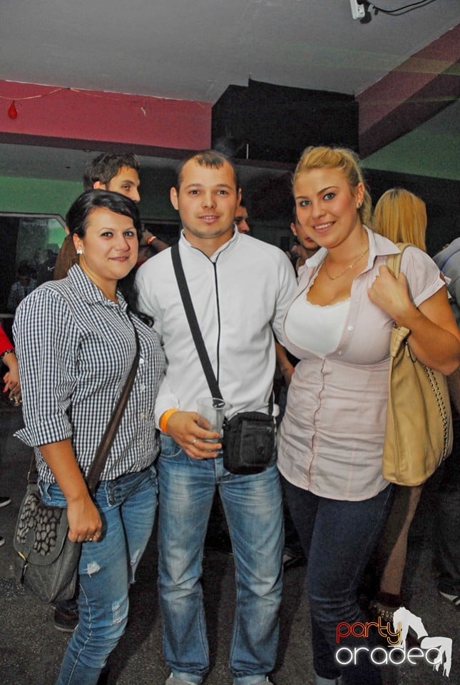 Buborek Party, Royal Party House