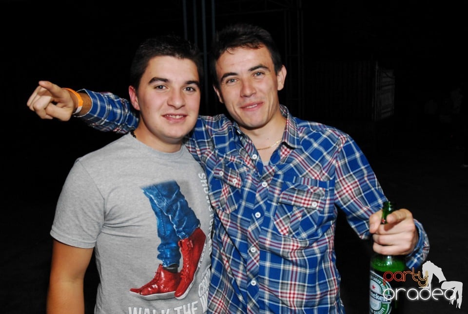 Buborek Party, Royal Party House