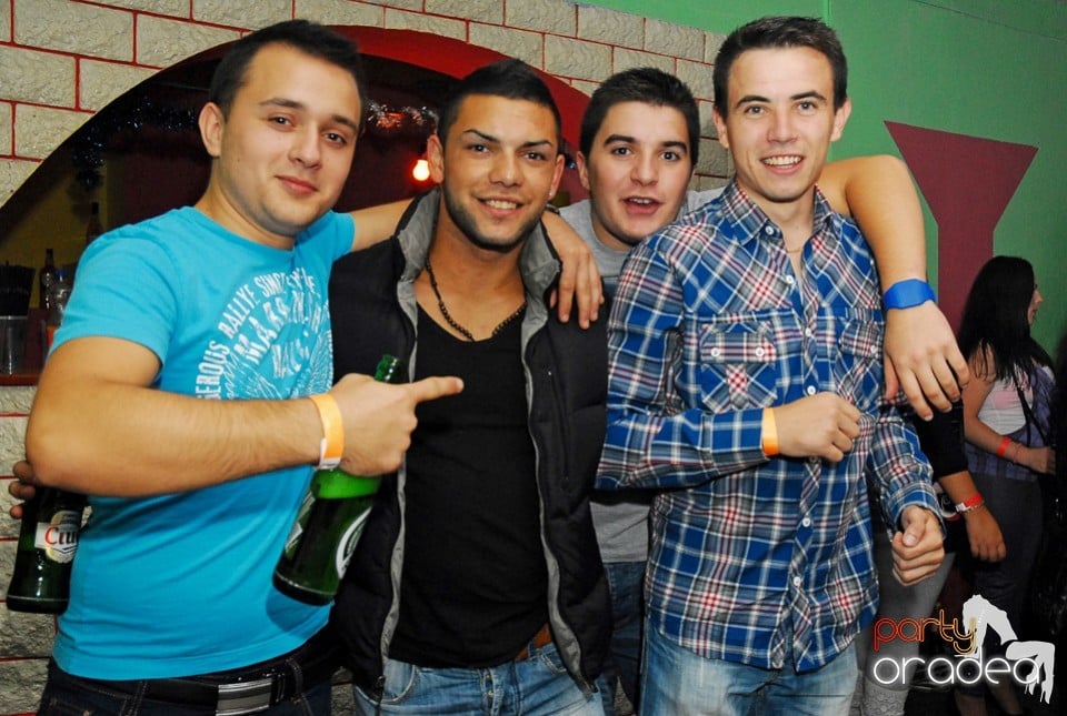 Buborek Party, Royal Party House