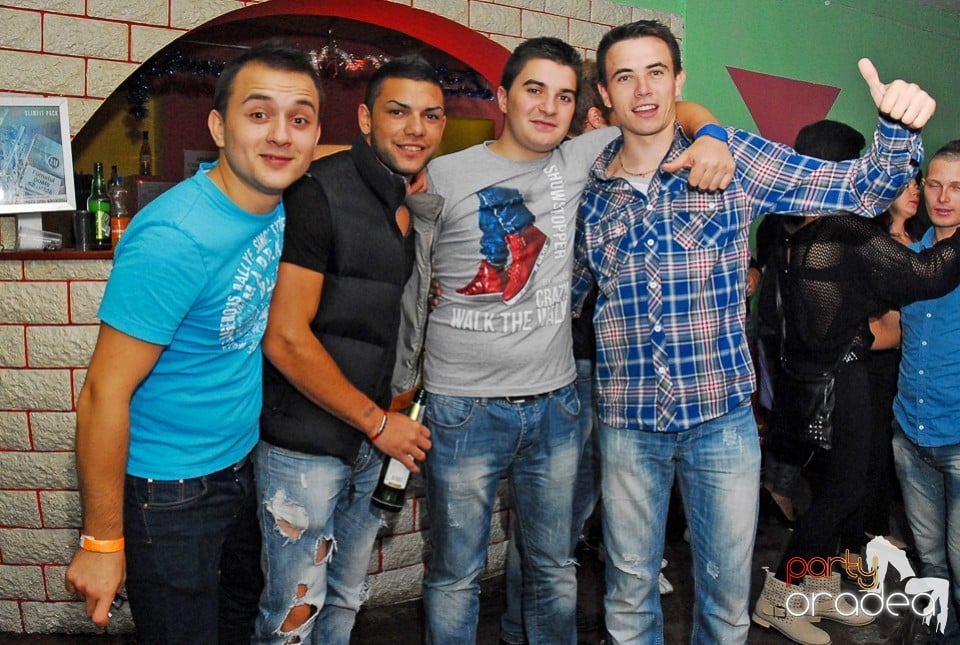 Buborek Party, Royal Party House