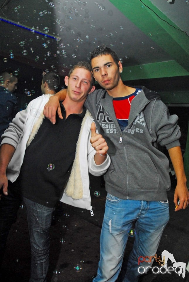 Buborek Party, Royal Party House