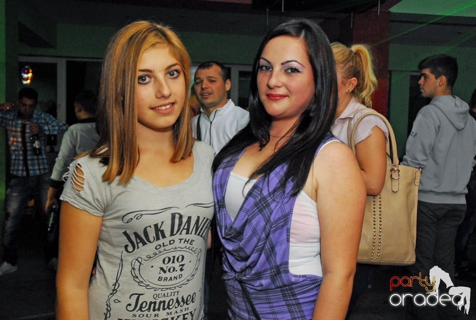 Buborek Party, Royal Party House