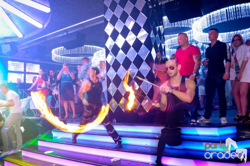 Burlesque Party cu Chantal & Lori Sax, 