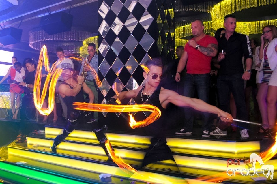 Burlesque Party cu Chantal & Lori Sax, 