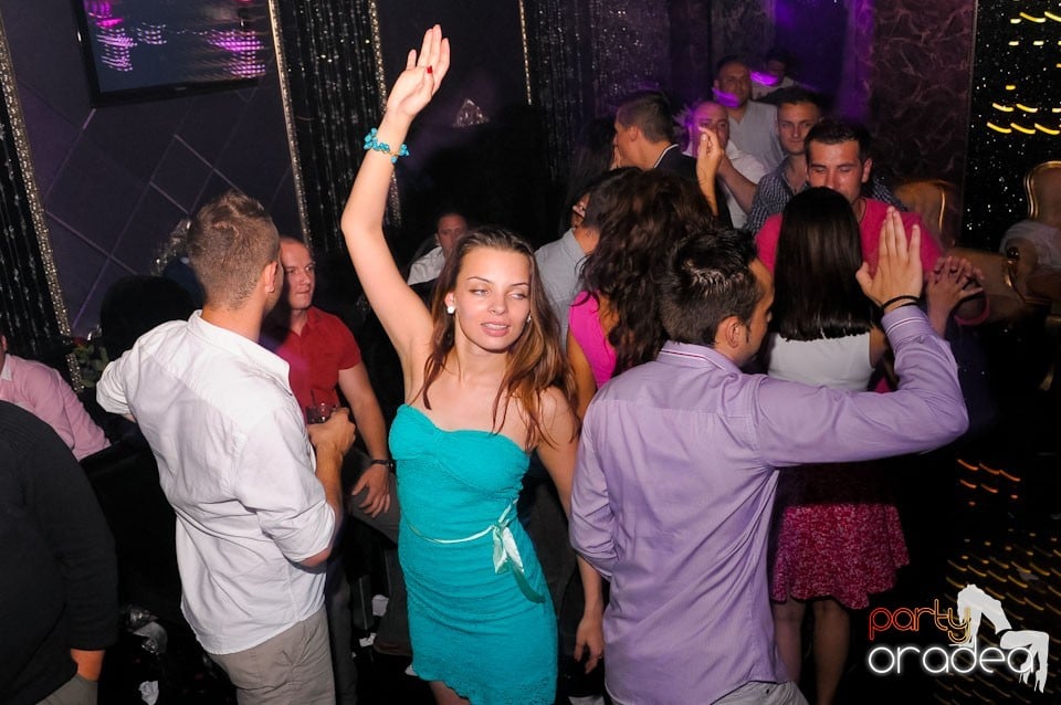 Burlesque Party cu Chantal & Lori Sax, 