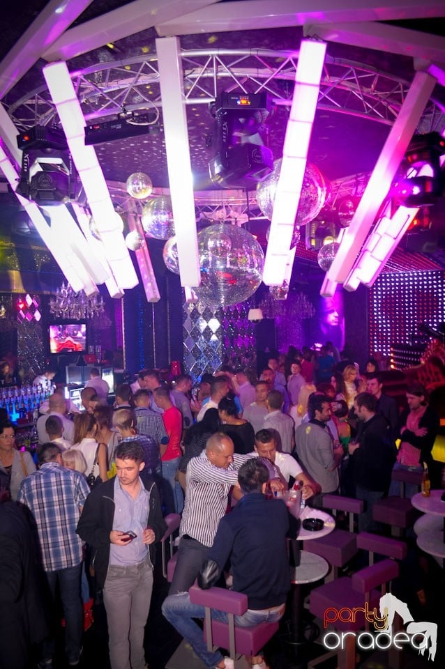 Burlesque Party cu Chantal & Lori Sax, 