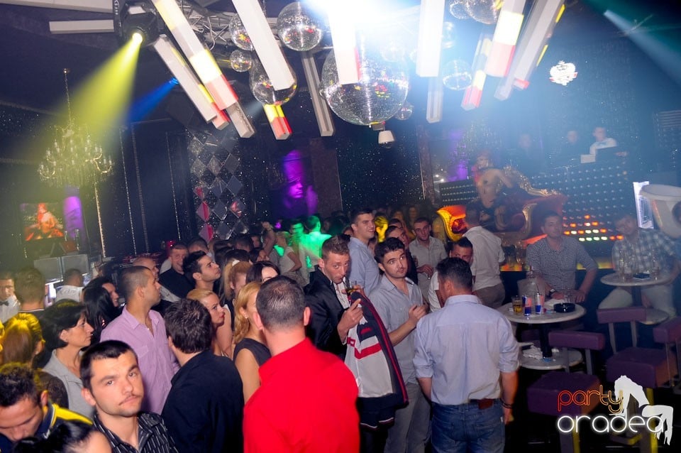 Burlesque Party cu Chantal & Lori Sax, 