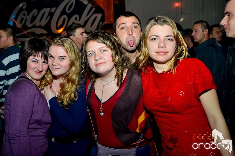 Bye-Bye 2012 Party în Disco Faház, 