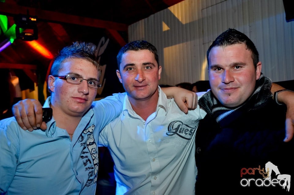 Bye-Bye 2012 Party în Disco Faház, 