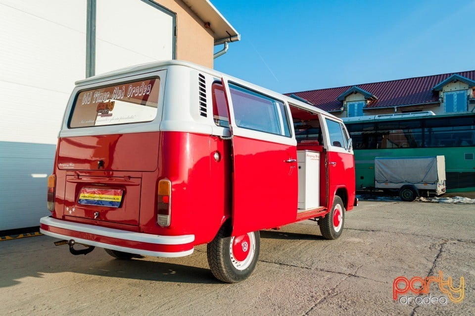 Camping Bus, Crazy Tuning