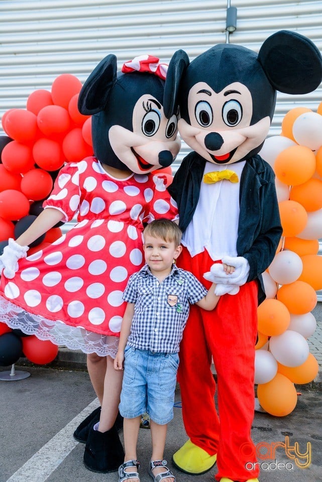 Caravana Recreativă la Oradea Shopping City,