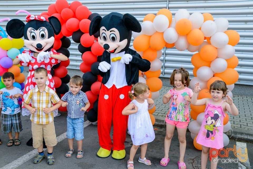 Caravana Recreativă la Oradea Shopping City,